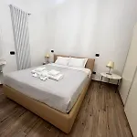 Domusmi Delfico 2 Milan