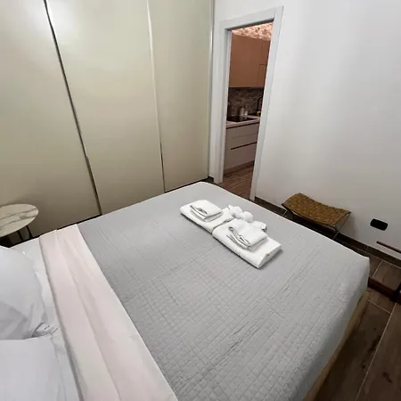 Apartment Domusmi Delfico 2